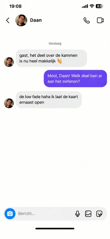 Voorbeeldgesprek: Lucas oefent de low fade met de open kaart